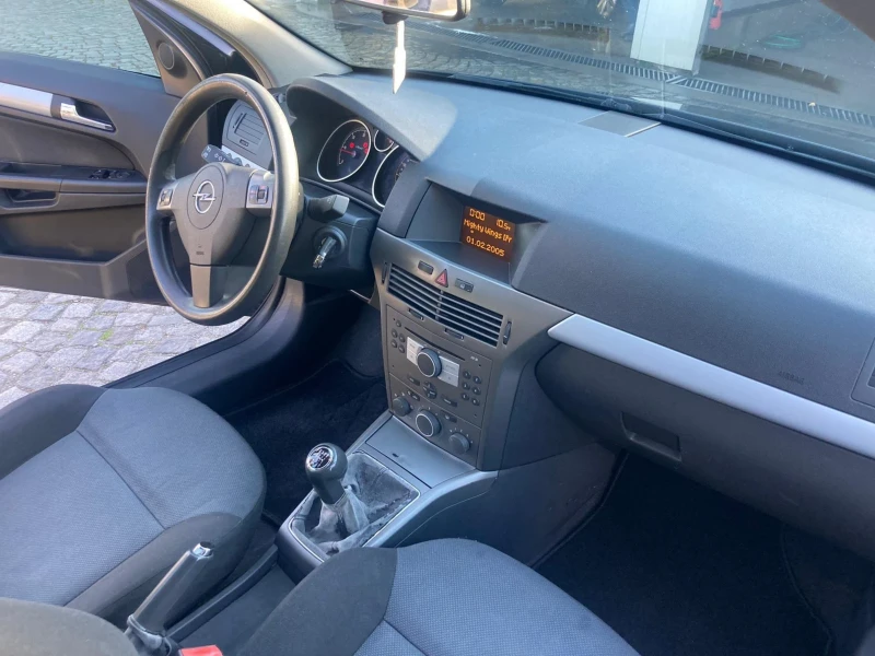 Opel Astra 1, 7 дизел , снимка 9 - Автомобили и джипове - 47695350