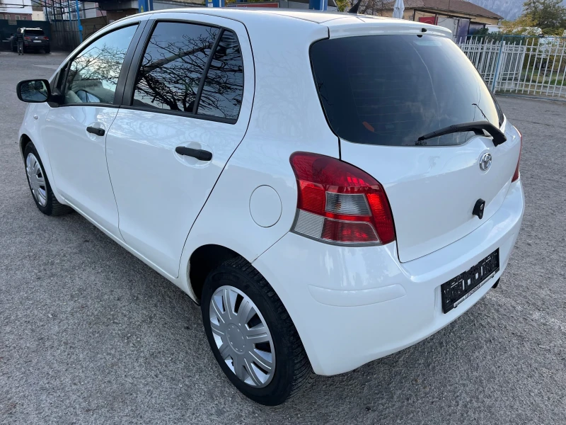 Toyota Yaris 1, 4 D4D EURO 5, снимка 6 - Автомобили и джипове - 47737078