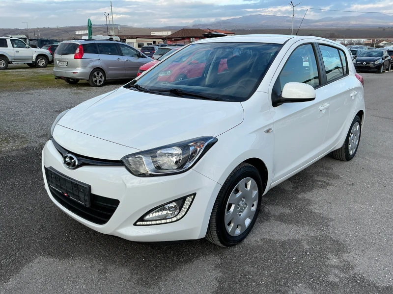 Hyundai I20 1.2 i, снимка 3 - Автомобили и джипове - 48315064