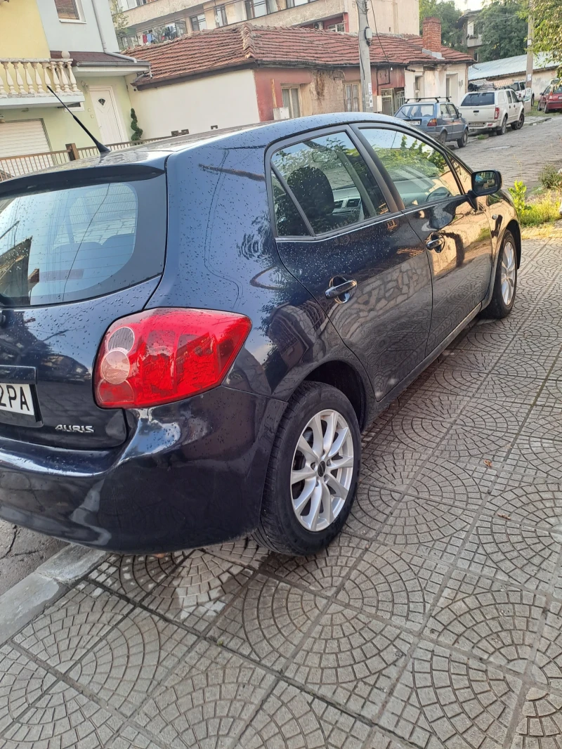 Toyota Auris 1, 4 VVT, снимка 2 - Автомобили и джипове - 48729992