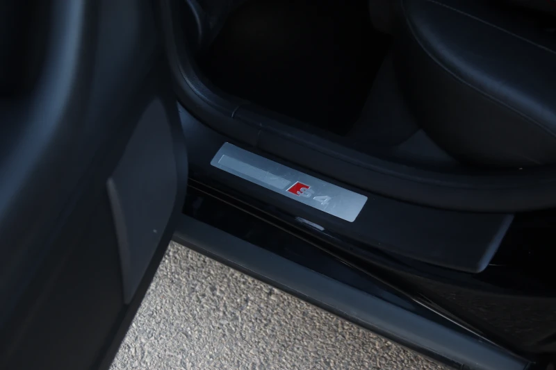 Audi S4, снимка 16 - Автомобили и джипове - 52588484