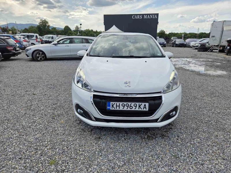 Peugeot 208, снимка 3 - Автомобили и джипове - 52635007