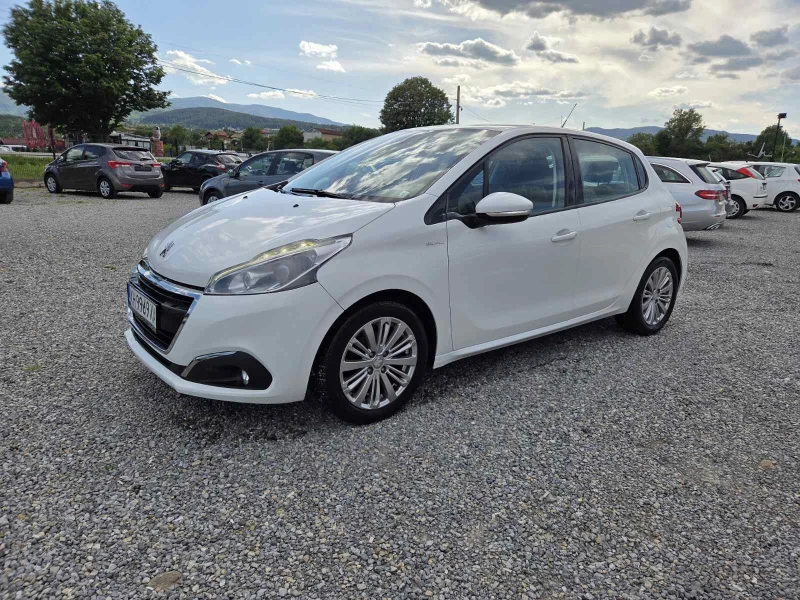 Peugeot 208, снимка 10 - Автомобили и джипове - 52635007