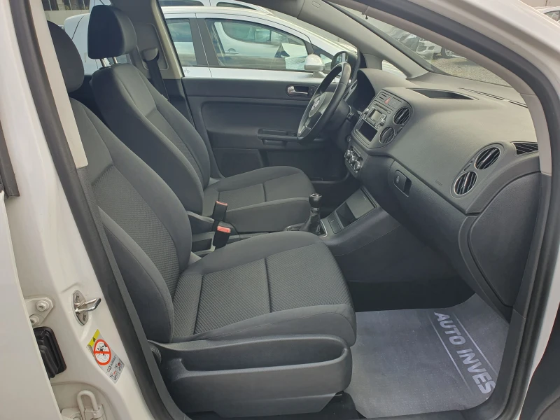VW Golf Plus 1.6/90KS, снимка 14 - Автомобили и джипове - 51856799