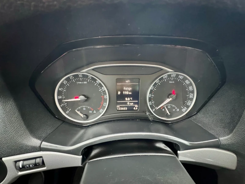 Skoda Octavia 2.0TDI 4x4 Elegance, снимка 12 - Автомобили и джипове - 52672447