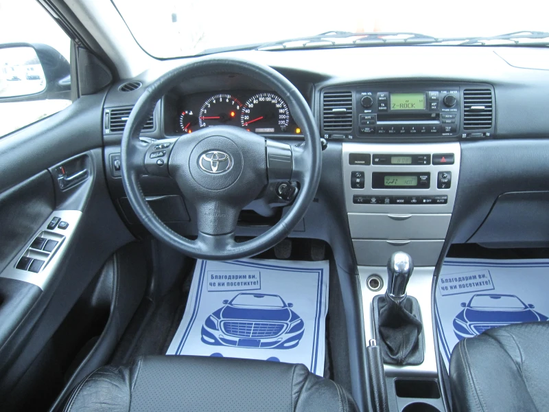 Toyota Corolla 1, 4-Климатроник, Кожа, снимка 7 - Автомобили и джипове - 52753785