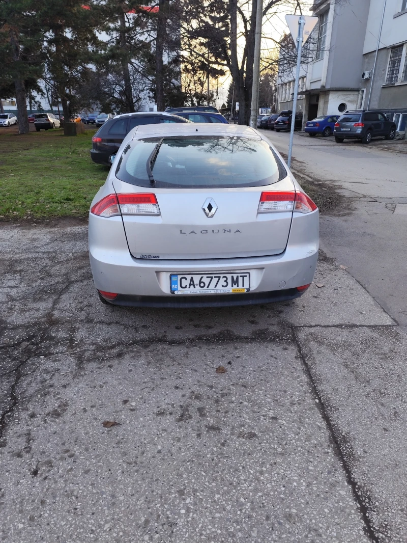 Renault Laguna 3, снимка 9 - Автомобили и джипове - 52891758
