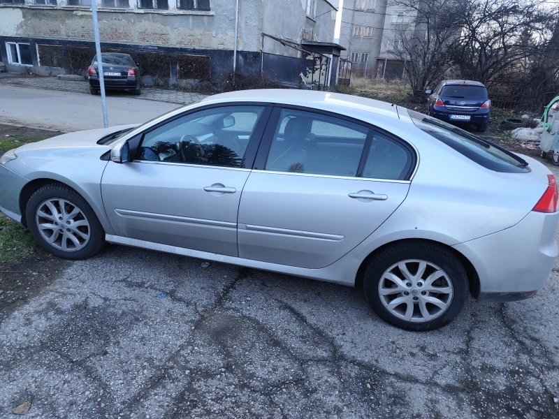 Renault Laguna 3, снимка 4 - Автомобили и джипове - 52891758
