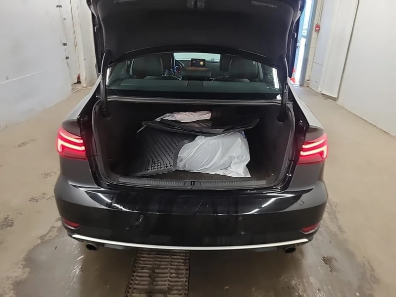 Audi A3 * 2.0T KOMFORT * CARFAX * БЕЗ ПЪРВОНАЧАЛНА ВНОСКА, снимка 16 - Автомобили и джипове - 53000941