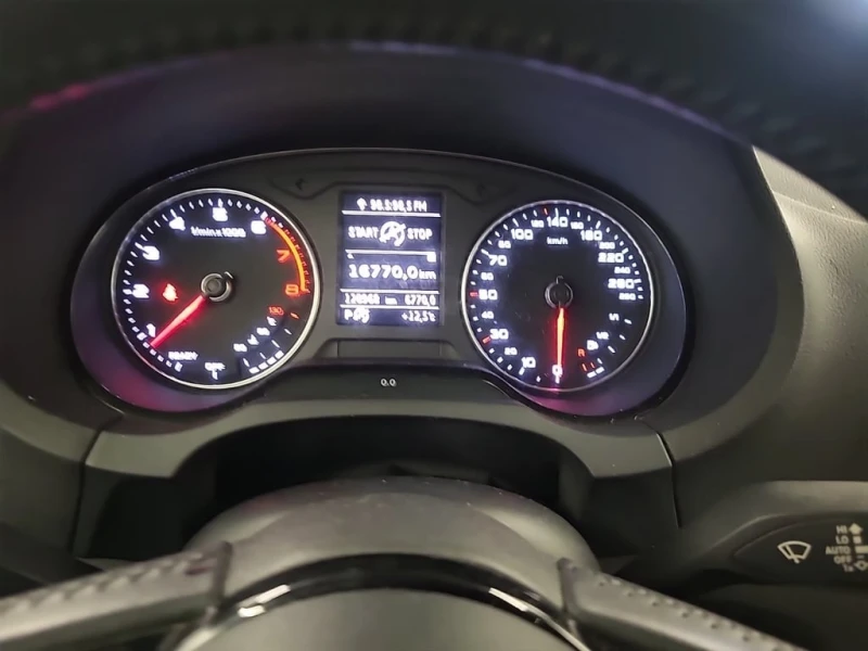 Audi A3 * 2.0T KOMFORT * CARFAX * БЕЗ ПЪРВОНАЧАЛНА ВНОСКА, снимка 10 - Автомобили и джипове - 53000941