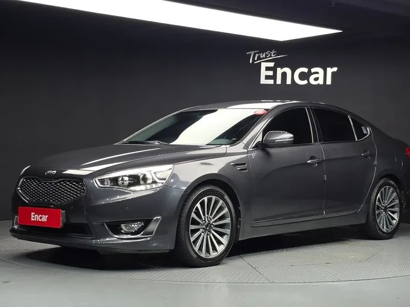 Kia K7  3.0 Luxury