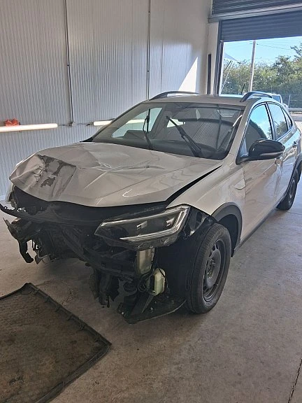 VW Taigo АВТОМАТ* * * ВСИЧКИ ЕКСТРИ, снимка 5 - Автомобили и джипове - 56244543