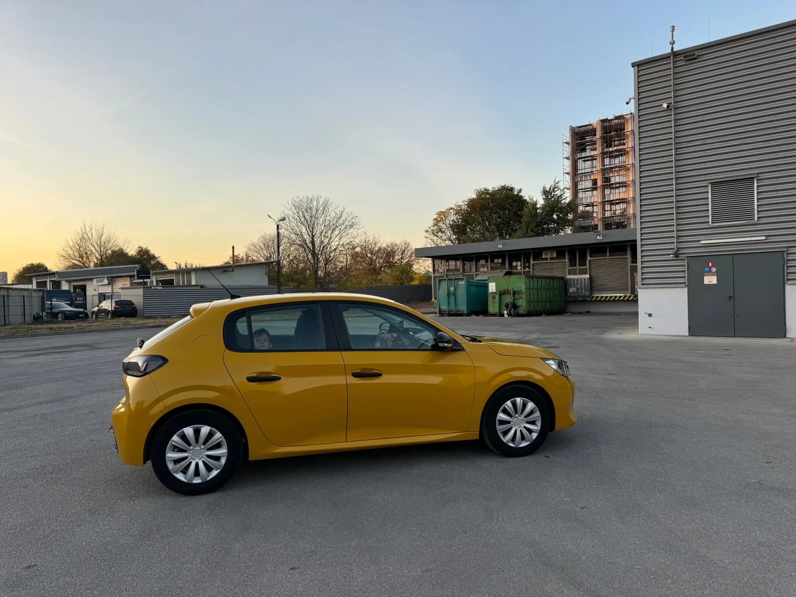 Peugeot 208 | Mobile.bg   13