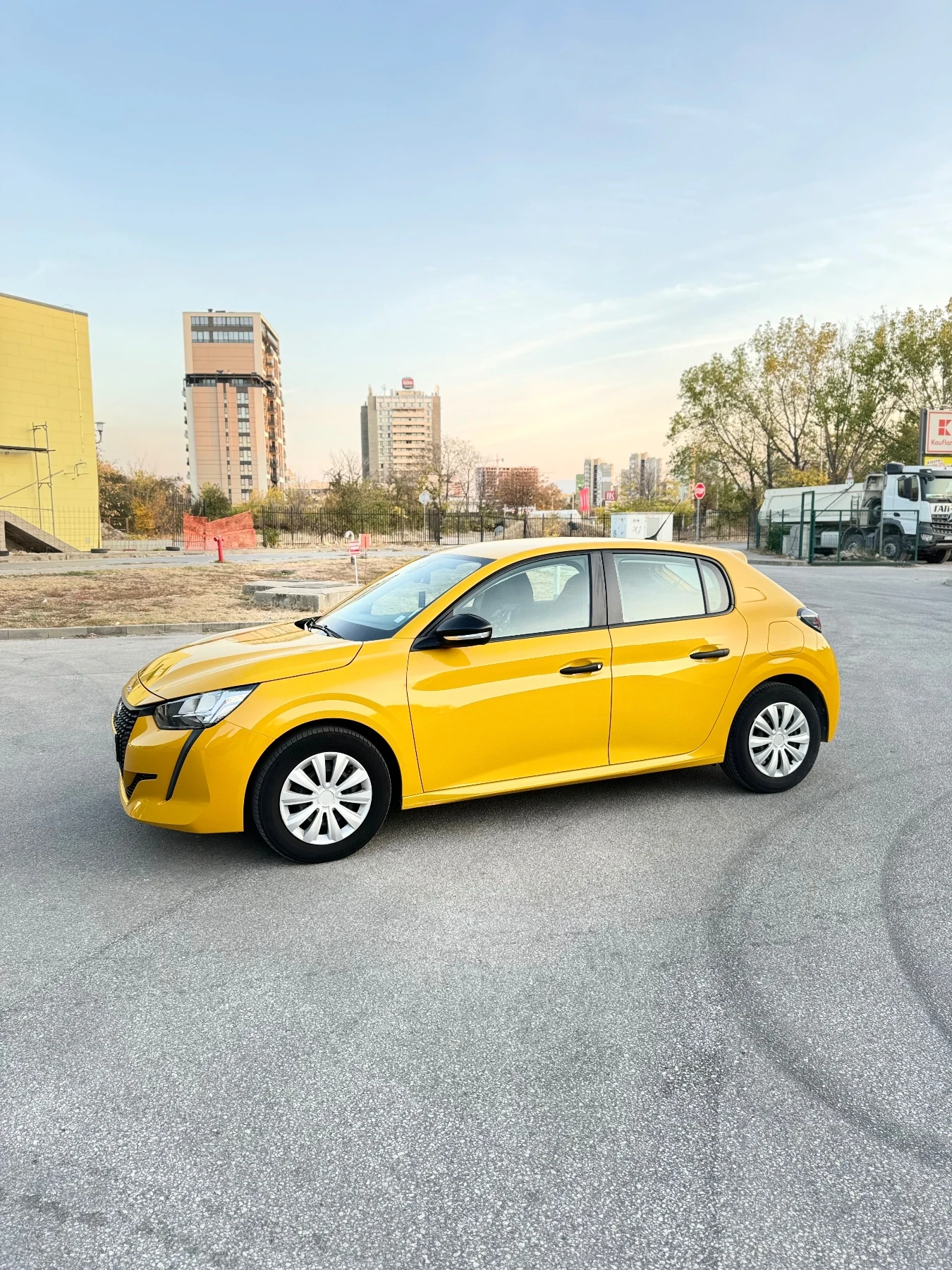 Peugeot 208 | Mobile.bg   12