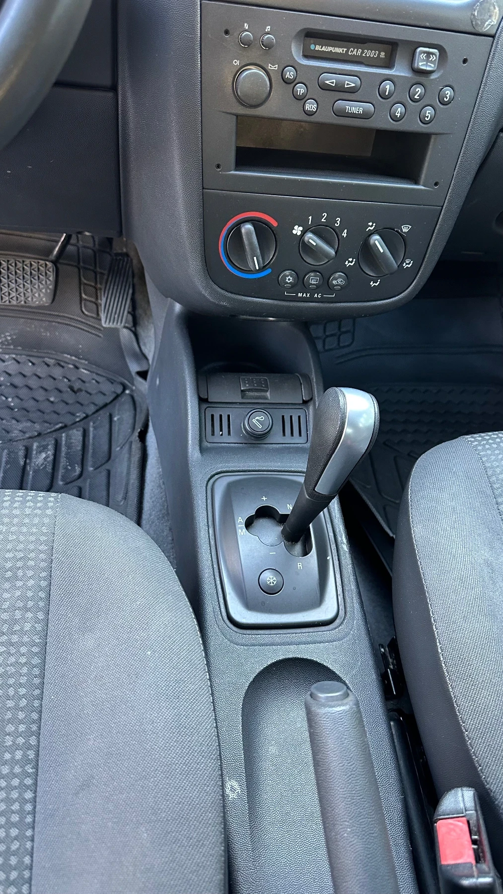 Opel Corsa  - изображение 6