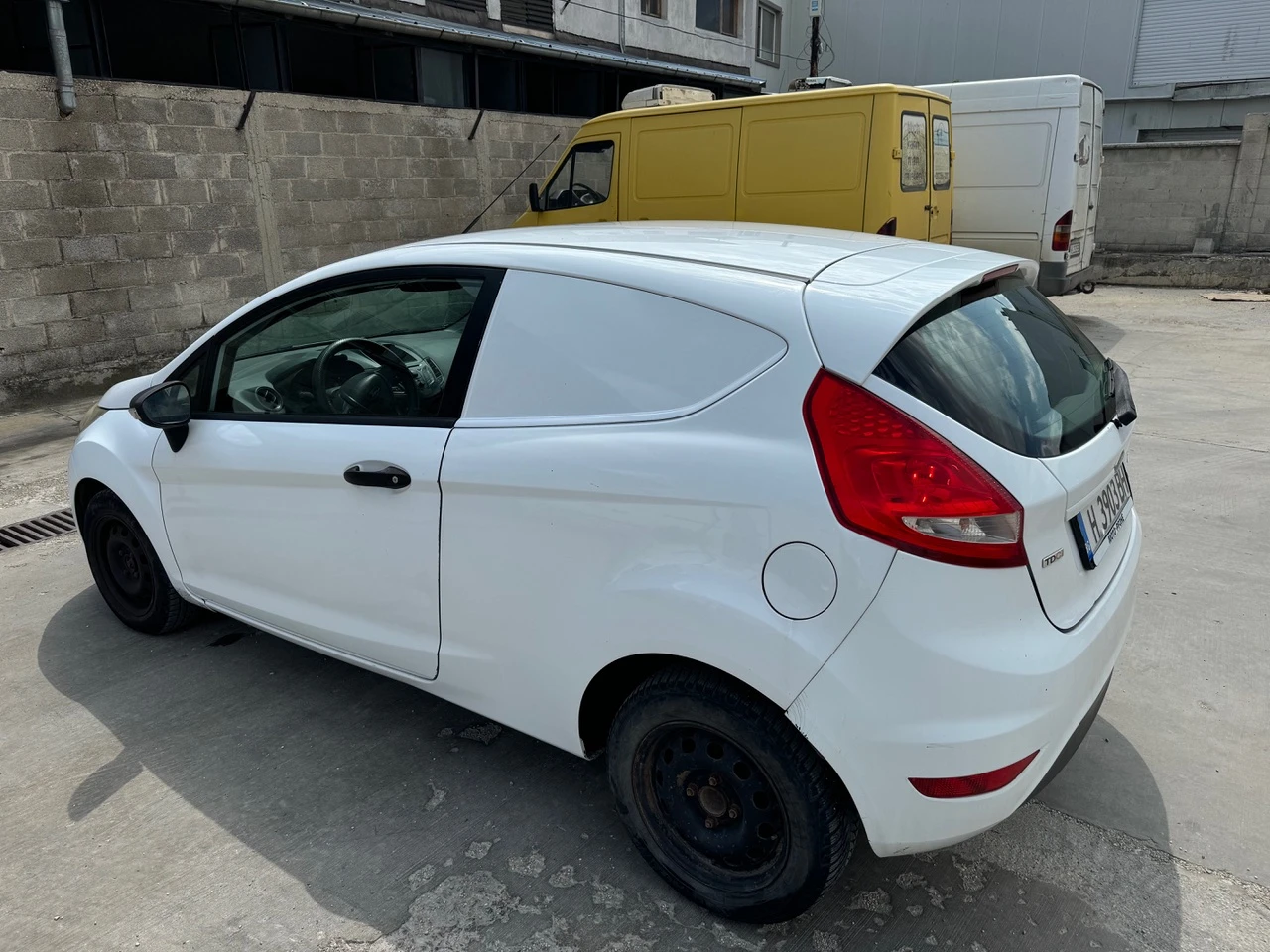 Ford Fiesta  - изображение 8