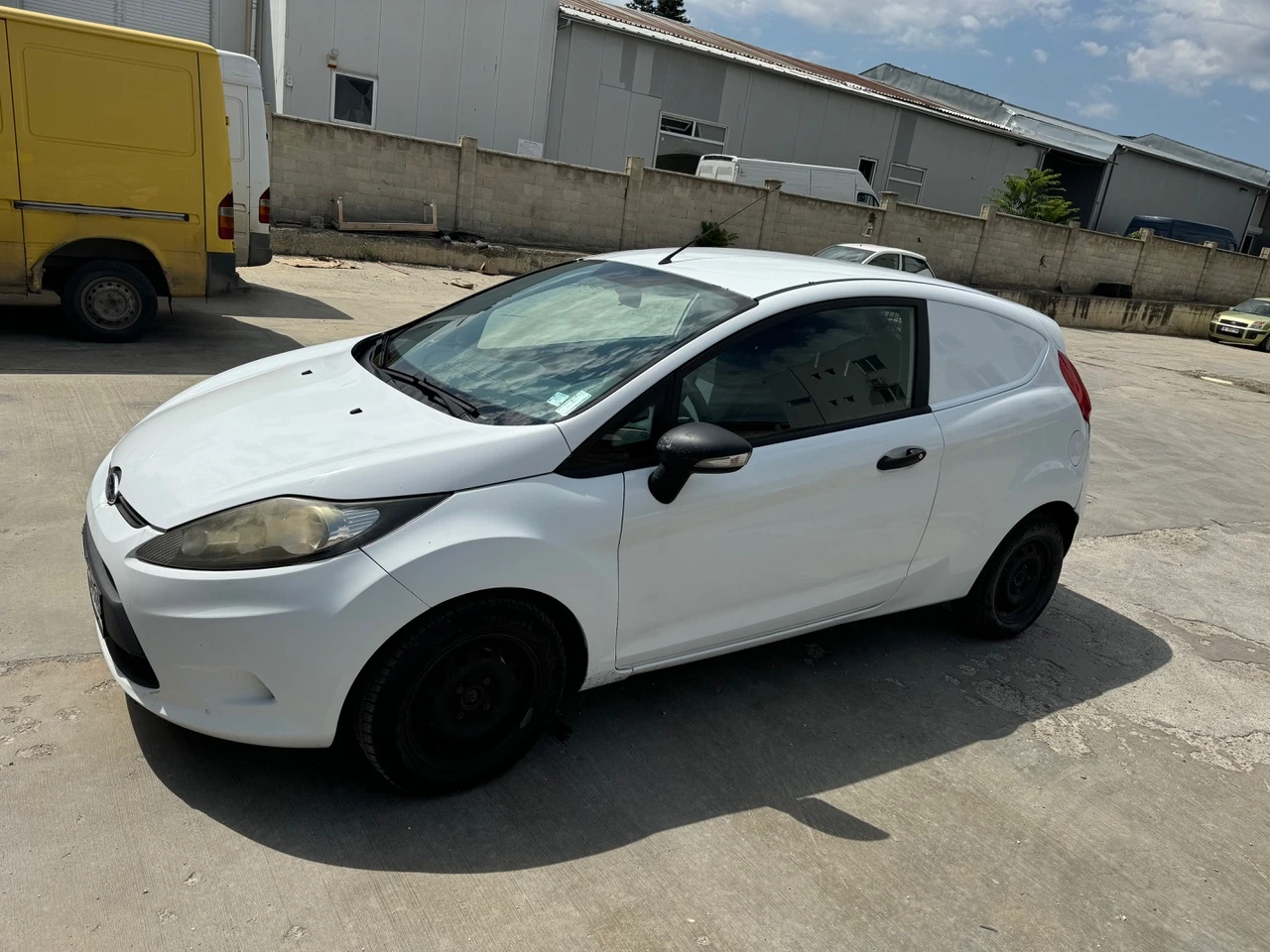 Ford Fiesta  - изображение 7