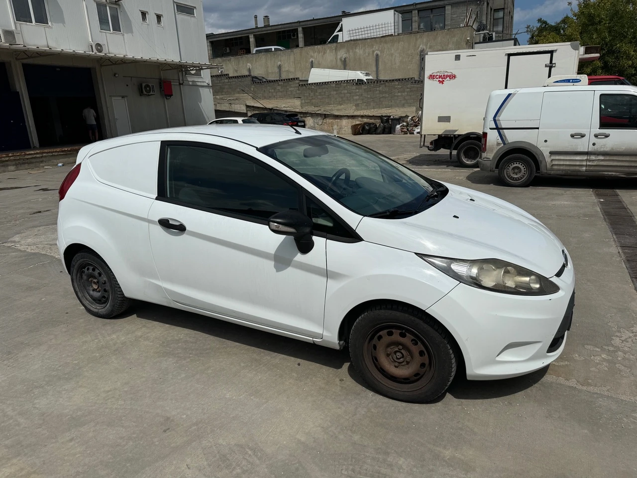 Ford Fiesta  - изображение 5