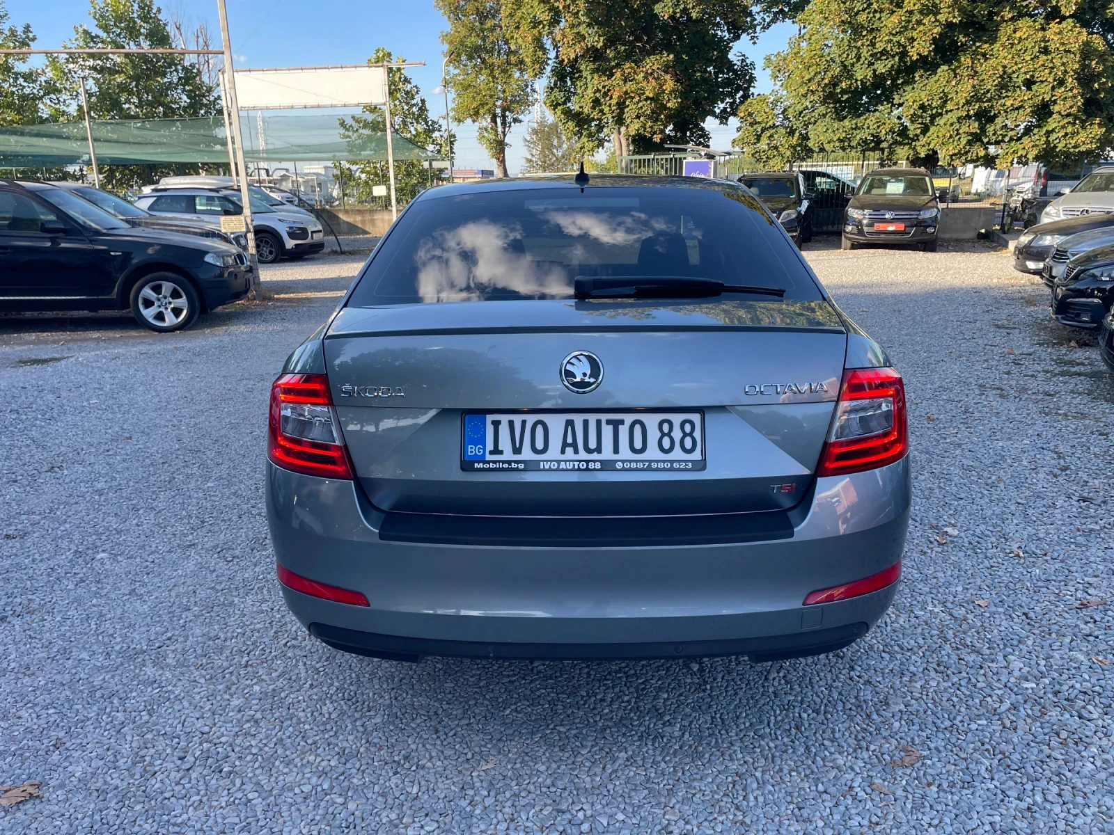 Skoda Octavia KAMERA NAVI DISTRONIK SLIDENE NA LNTITE  - изображение 4