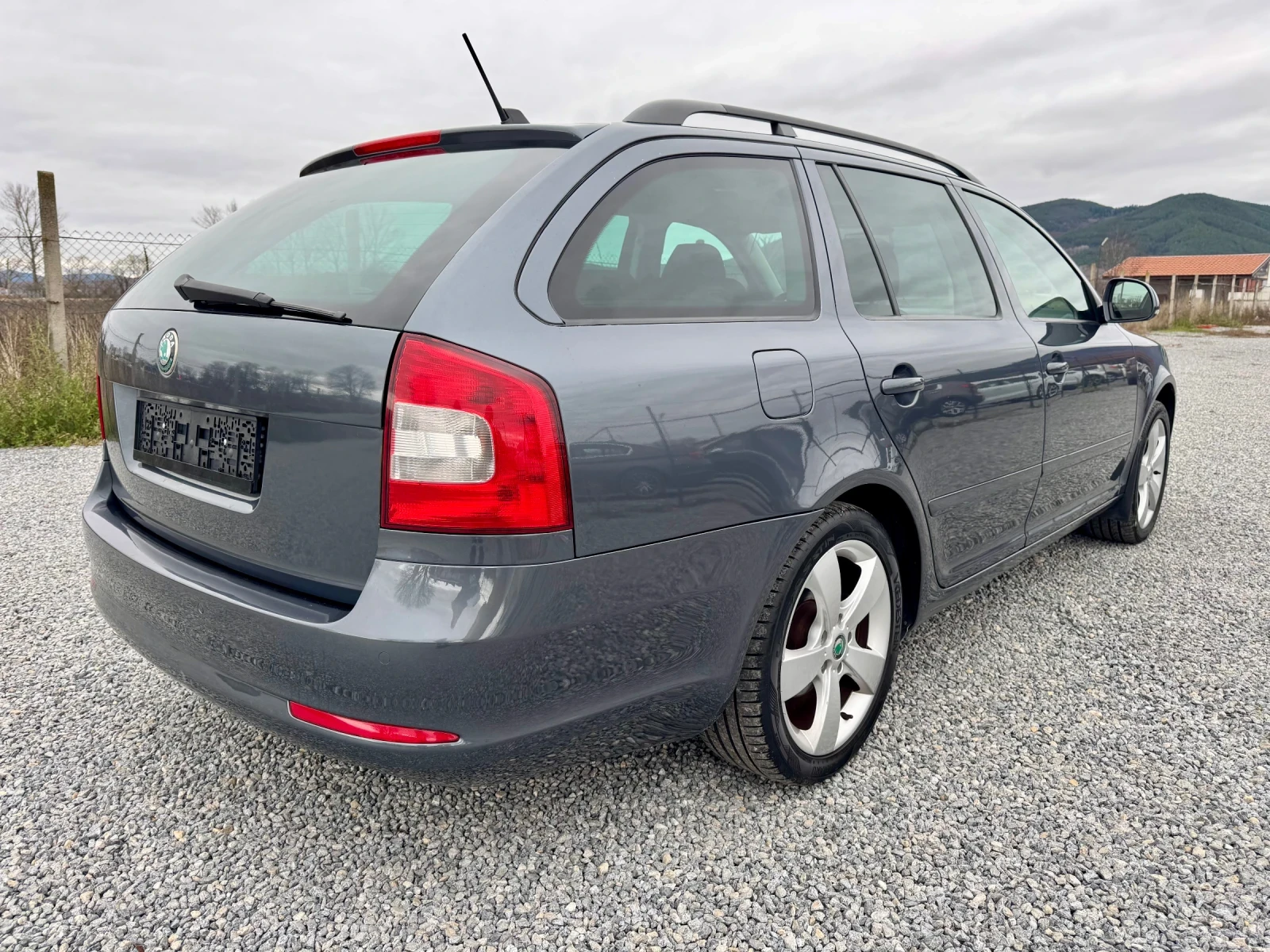 Skoda Octavia 2.0TDI 4x4 Elegance - изображение 7