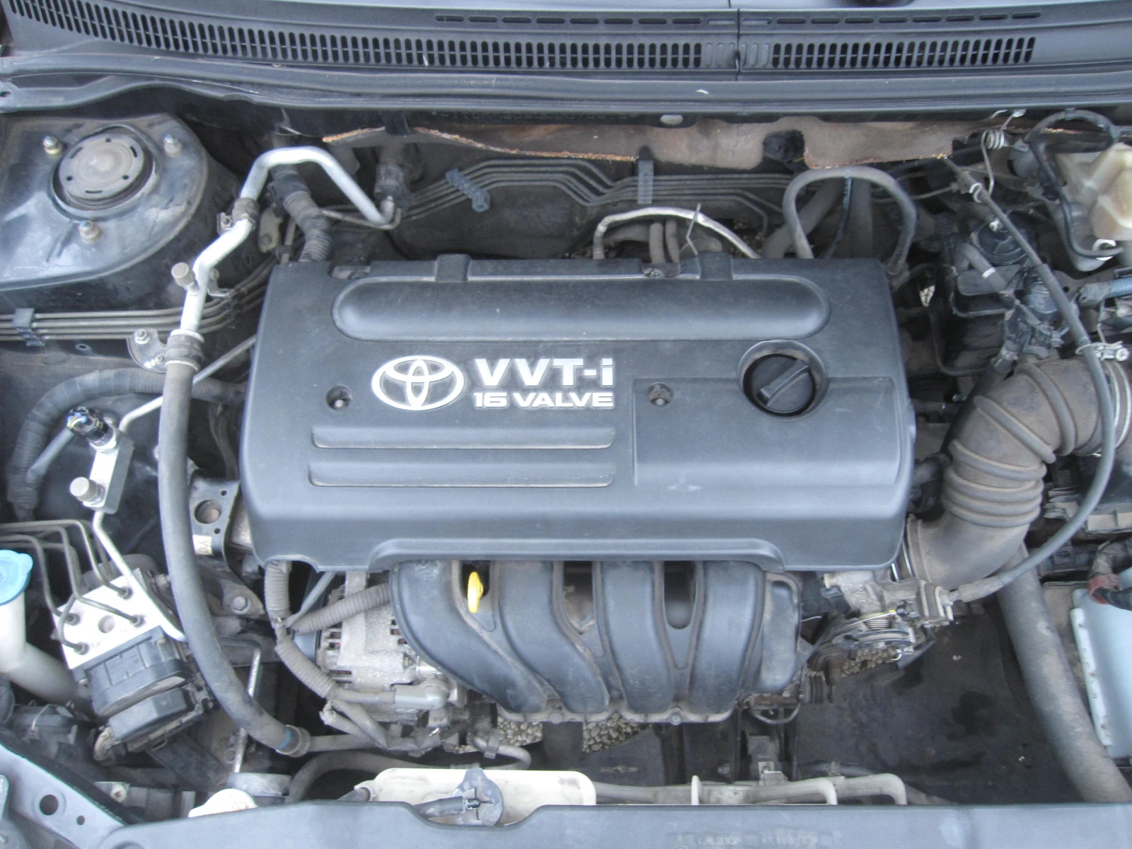 Toyota Corolla 1, 4-�����������, ���� | Mobile.bg � ����������� 13