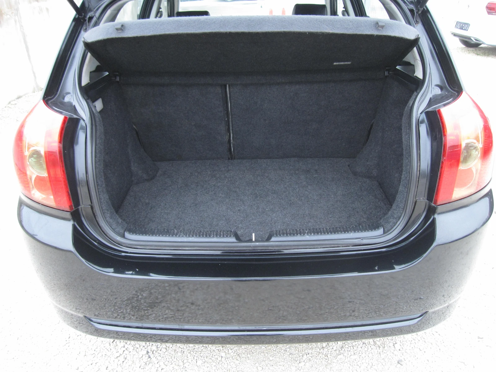 Toyota Corolla 1, 4-Климатроник, Кожа - изображение 5