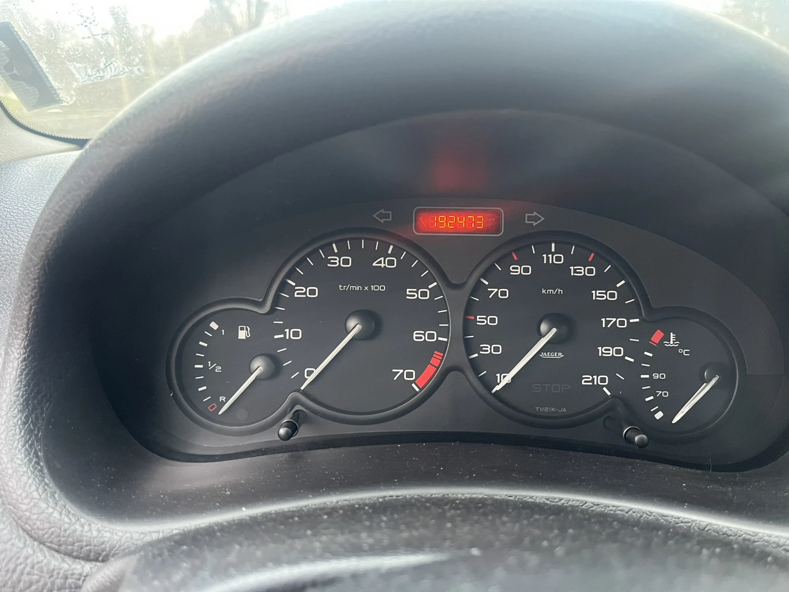 Peugeot 206 седан, снимка 8 - Автомобили и джипове - 53710457