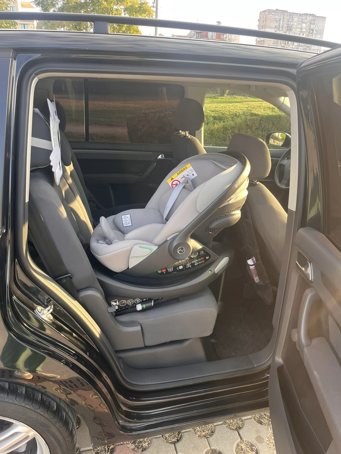 VW Touran 140 ps., снимка 9 - Автомобили и джипове - 53881124