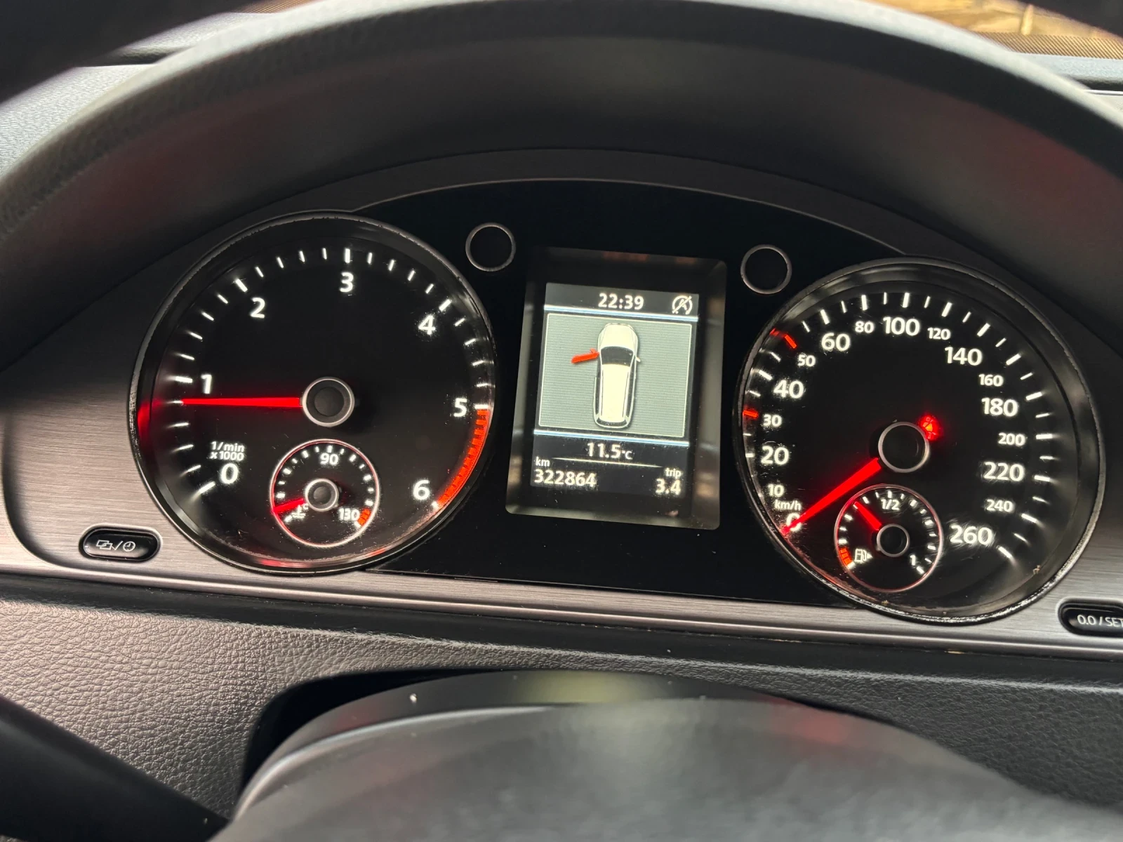 VW Passat 2.0 140 6 скорости, снимка 16 - Автомобили и джипове - 54128920