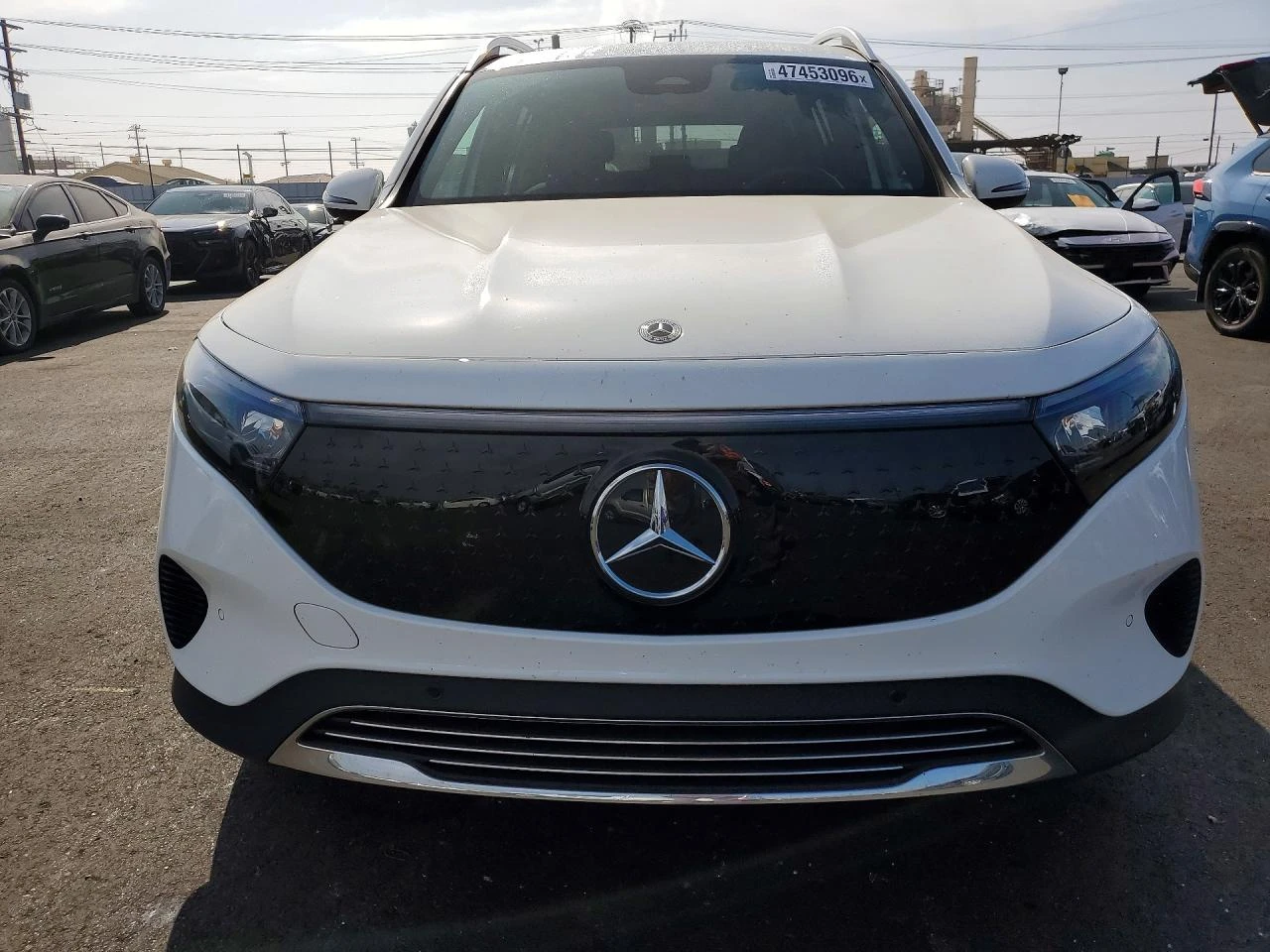 Mercedes-Benz EQB 250+ , снимка 5 - Автомобили и джипове - 54273305