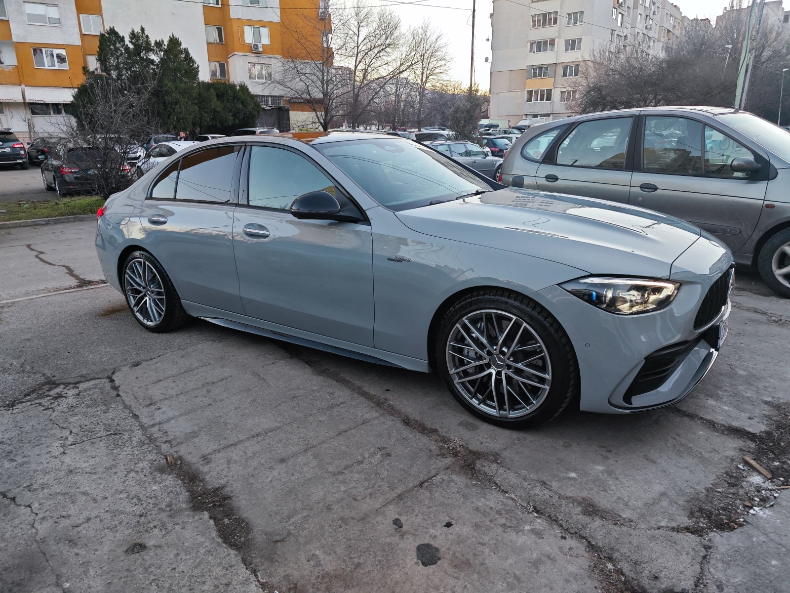 Mercedes-Benz C 43 AMG Electrified+ 