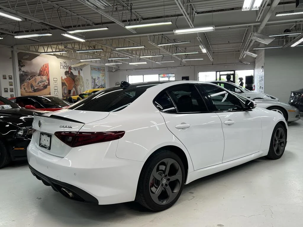 Alfa Romeo Giulia 2017 Alfa Romeo Giulia AWD, снимка 6 - Автомобили и джипове - 54654769
