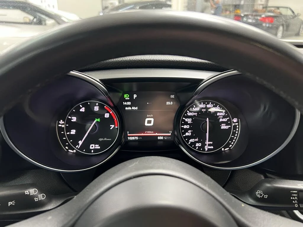Alfa Romeo Giulia 2017 Alfa Romeo Giulia AWD, снимка 14 - Автомобили и джипове - 54654769