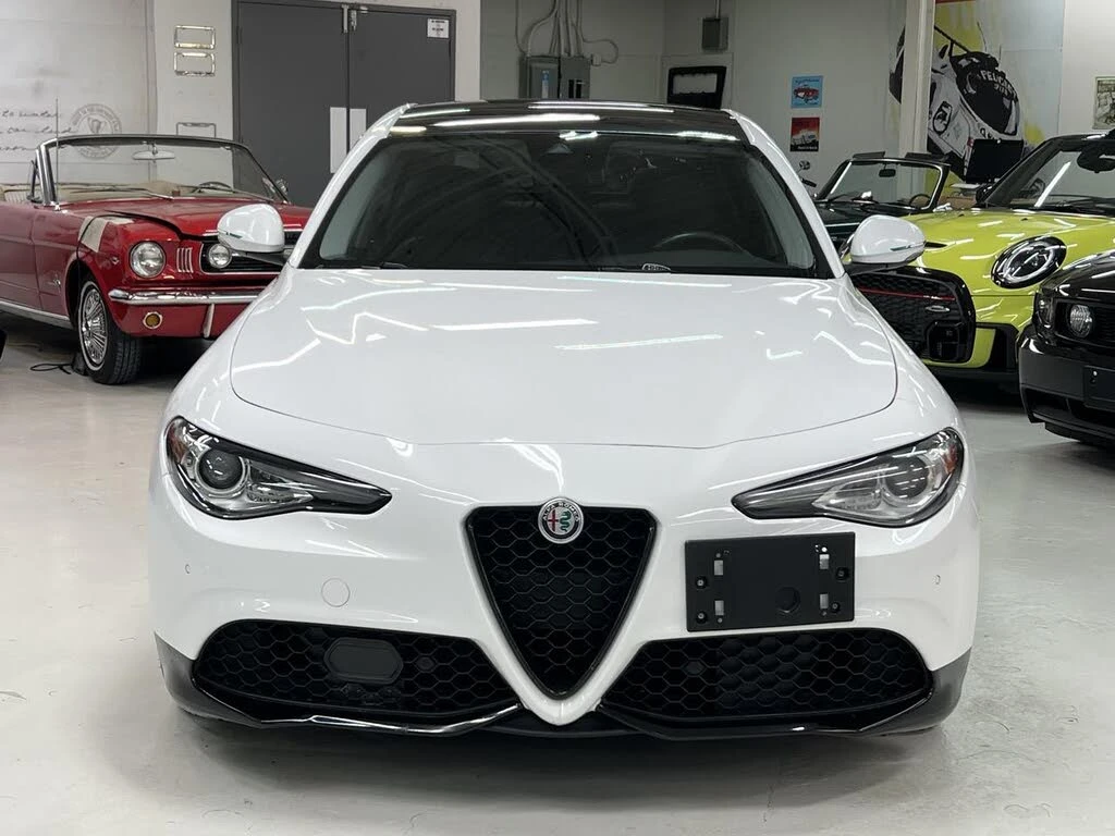 Alfa Romeo Giulia 2017 Alfa Romeo Giulia AWD, снимка 2 - Автомобили и джипове - 54654769