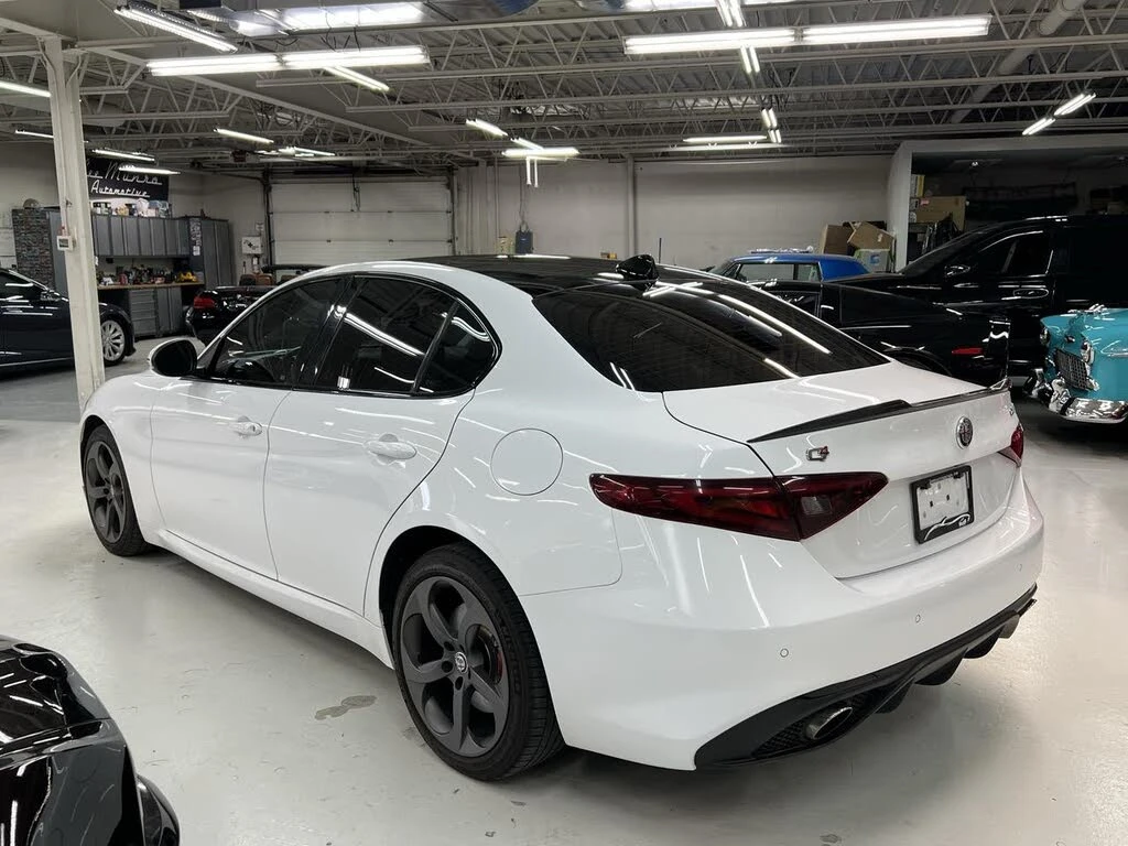 Alfa Romeo Giulia 2017 Alfa Romeo Giulia AWD, снимка 8 - Автомобили и джипове - 54654769