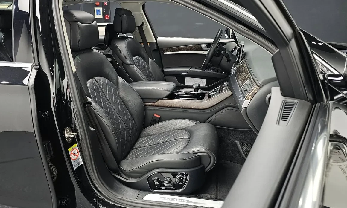 Audi A8 Audi A8 65 Tfsi Quattro, снимка 11 - Автомобили и джипове - 54701182