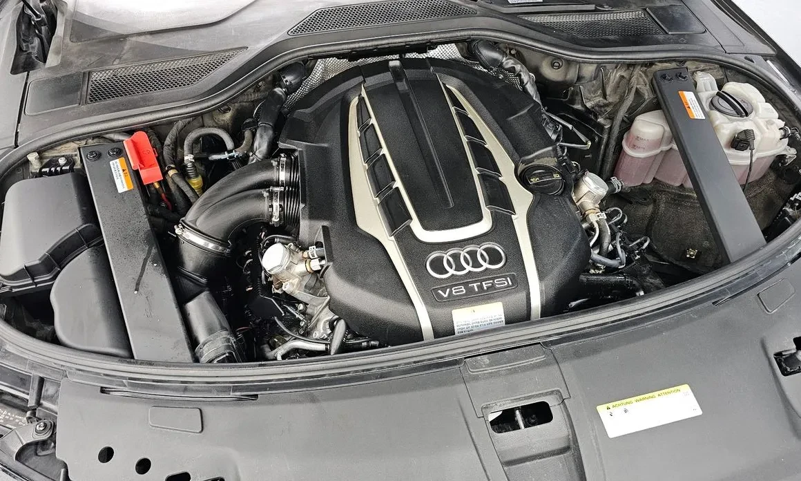 Audi A8 Audi A8 65 Tfsi Quattro, снимка 14 - Автомобили и джипове - 54701182