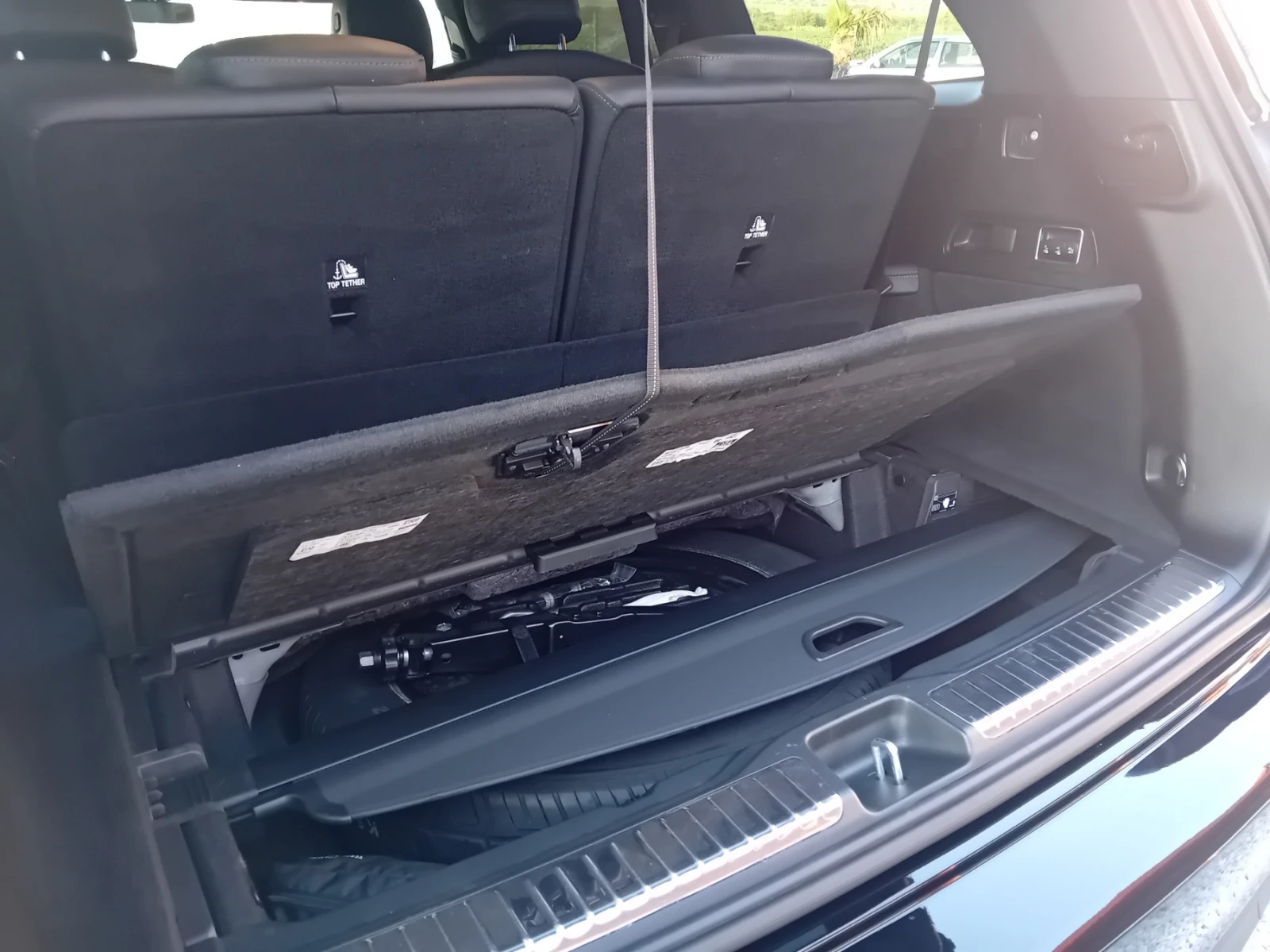 Mercedes-Benz GLS 450 AMG/4 MATIC/designo, снимка 17 - Автомобили и джипове - 54722678