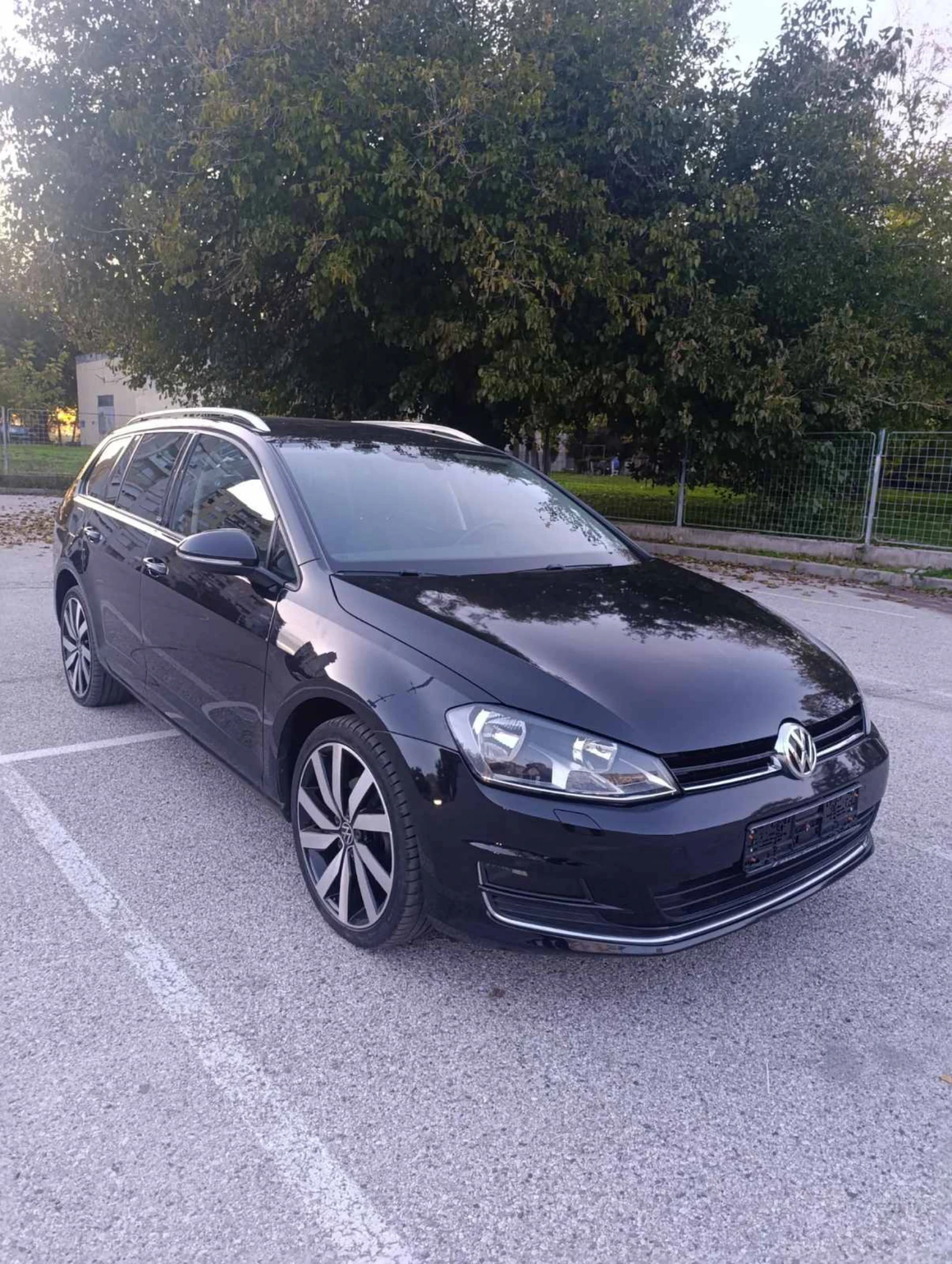VW Golf 1.6TDI ALLSTAR, снимка 11 - Автомобили и джипове - 55081225