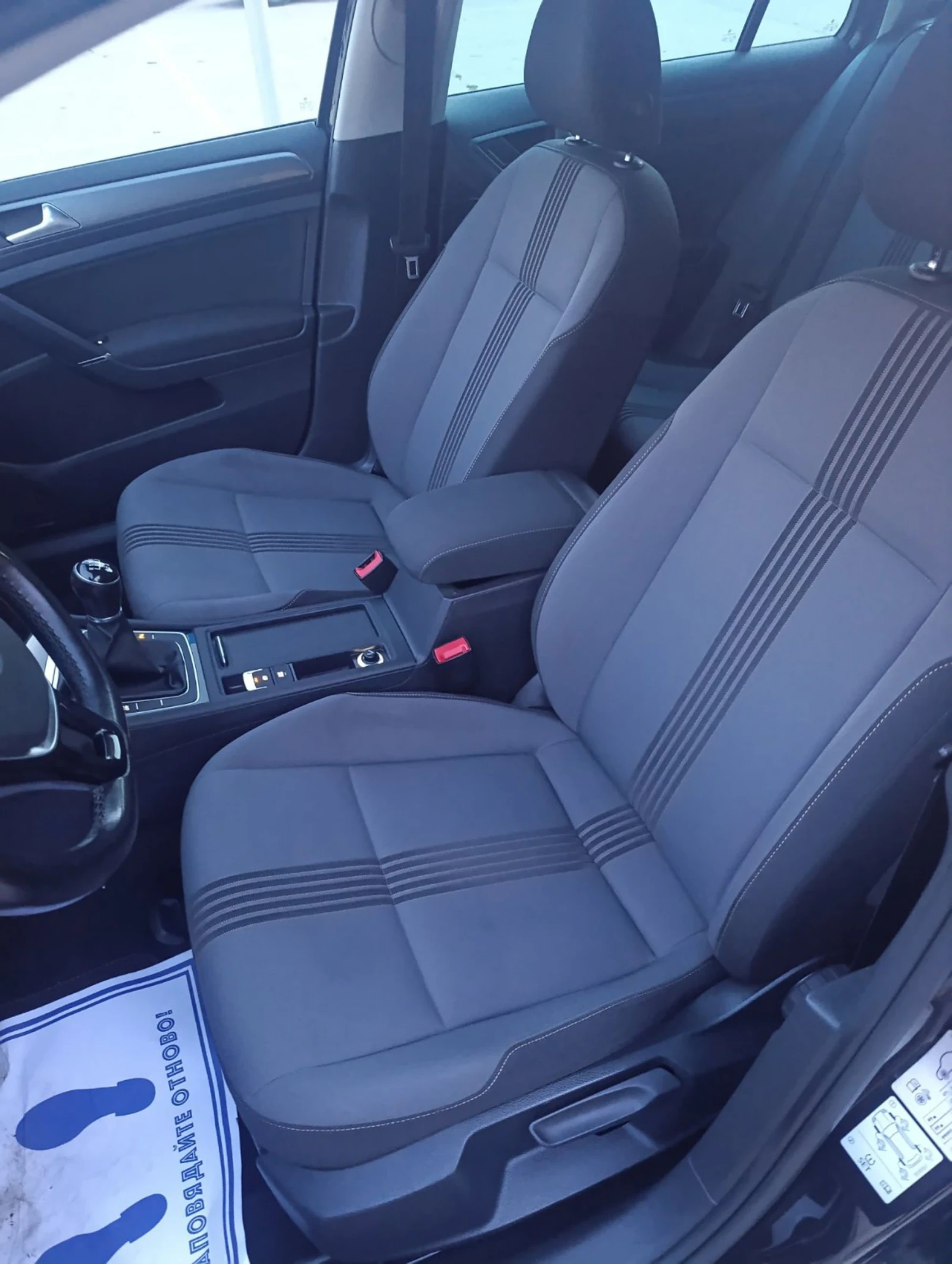 VW Golf 1.6TDI ALLSTAR, снимка 7 - Автомобили и джипове - 55081225