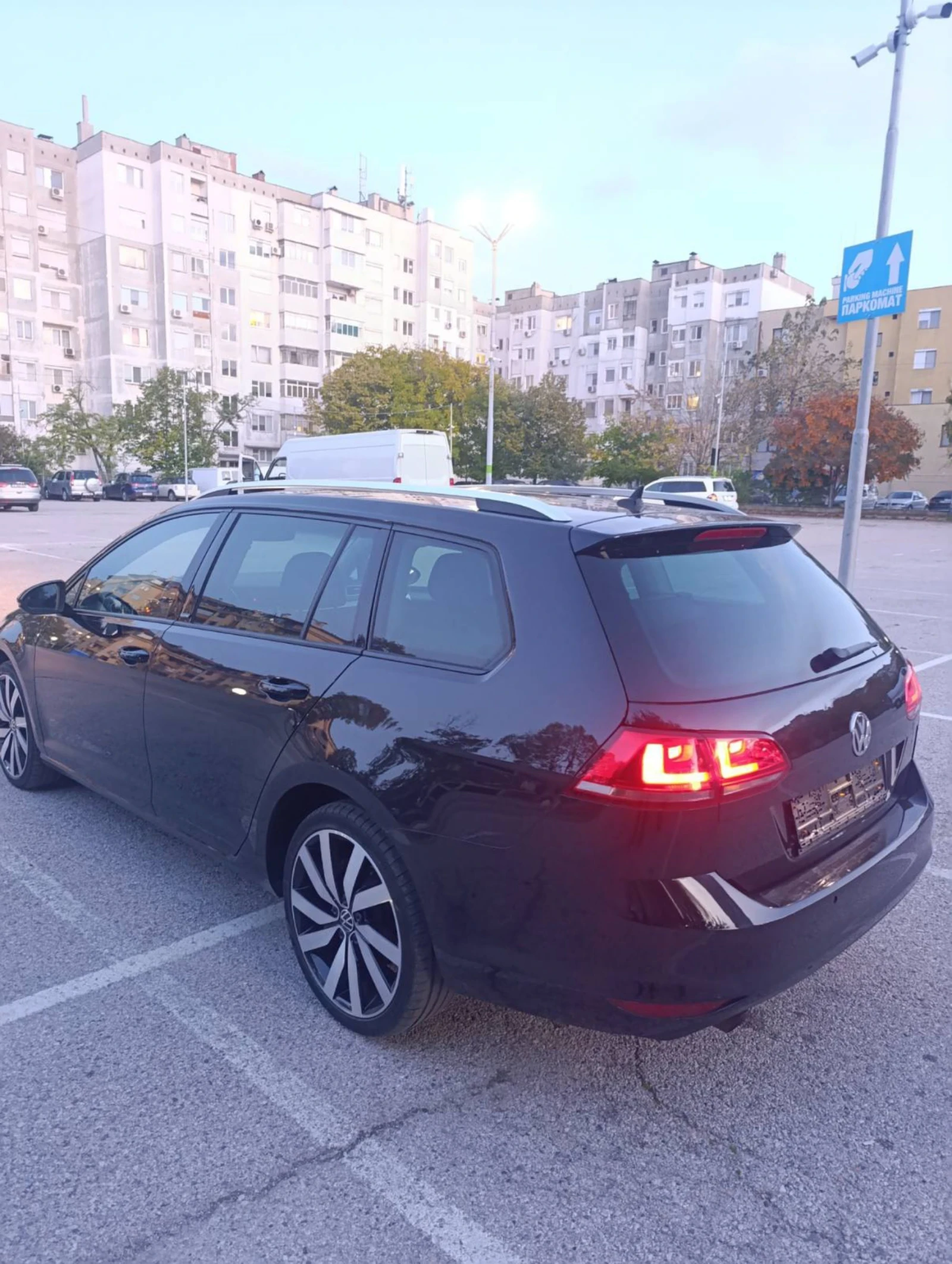 VW Golf 1.6TDI ALLSTAR, снимка 6 - Автомобили и джипове - 55081225