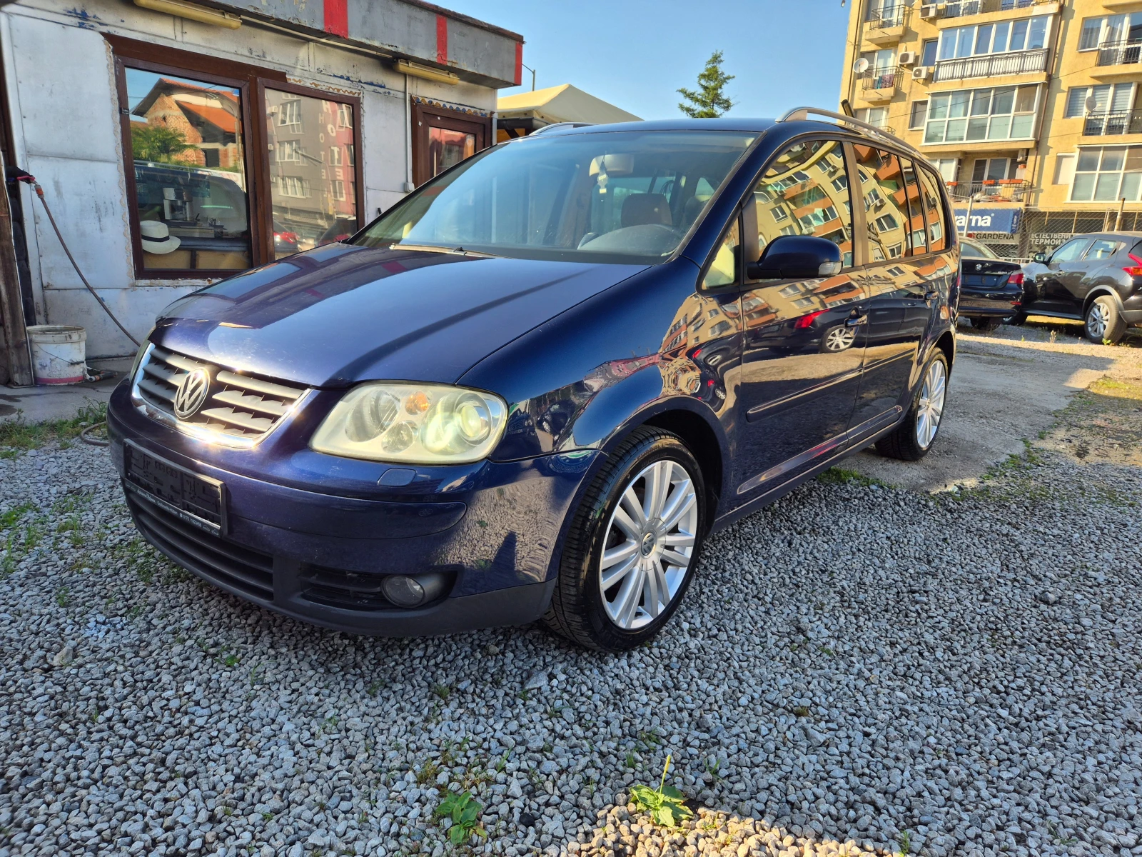 VW Touran, снимка 3 - Автомобили и джипове - 55118091