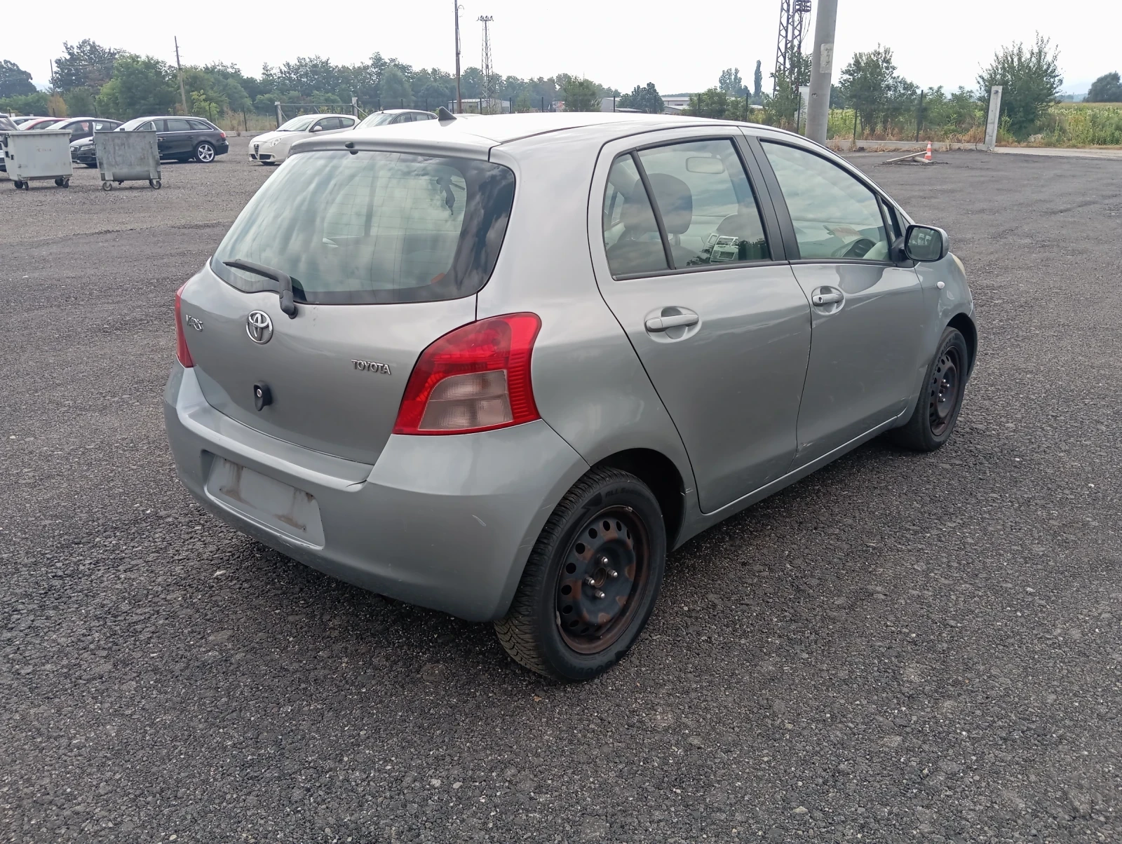 Toyota Yaris, снимка 7 - Автомобили и джипове - 55681078