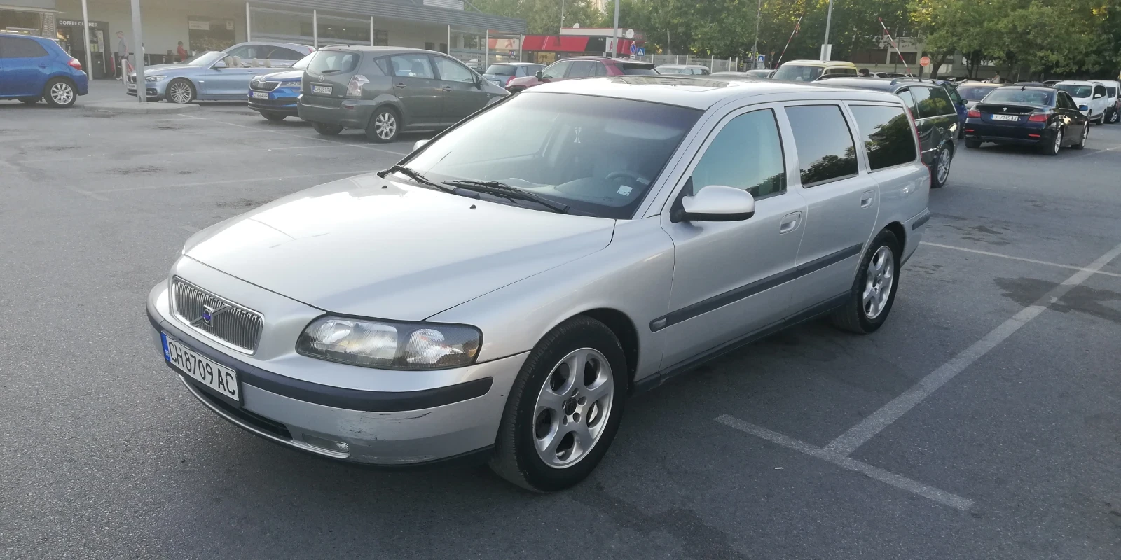 Volvo V70 2.4 D5 , снимка 2 - Автомобили и джипове - 55725723