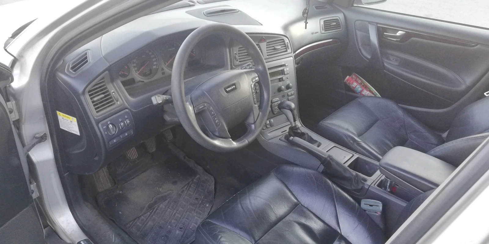Volvo V70 2.4 D5 , снимка 12 - Автомобили и джипове - 55725723