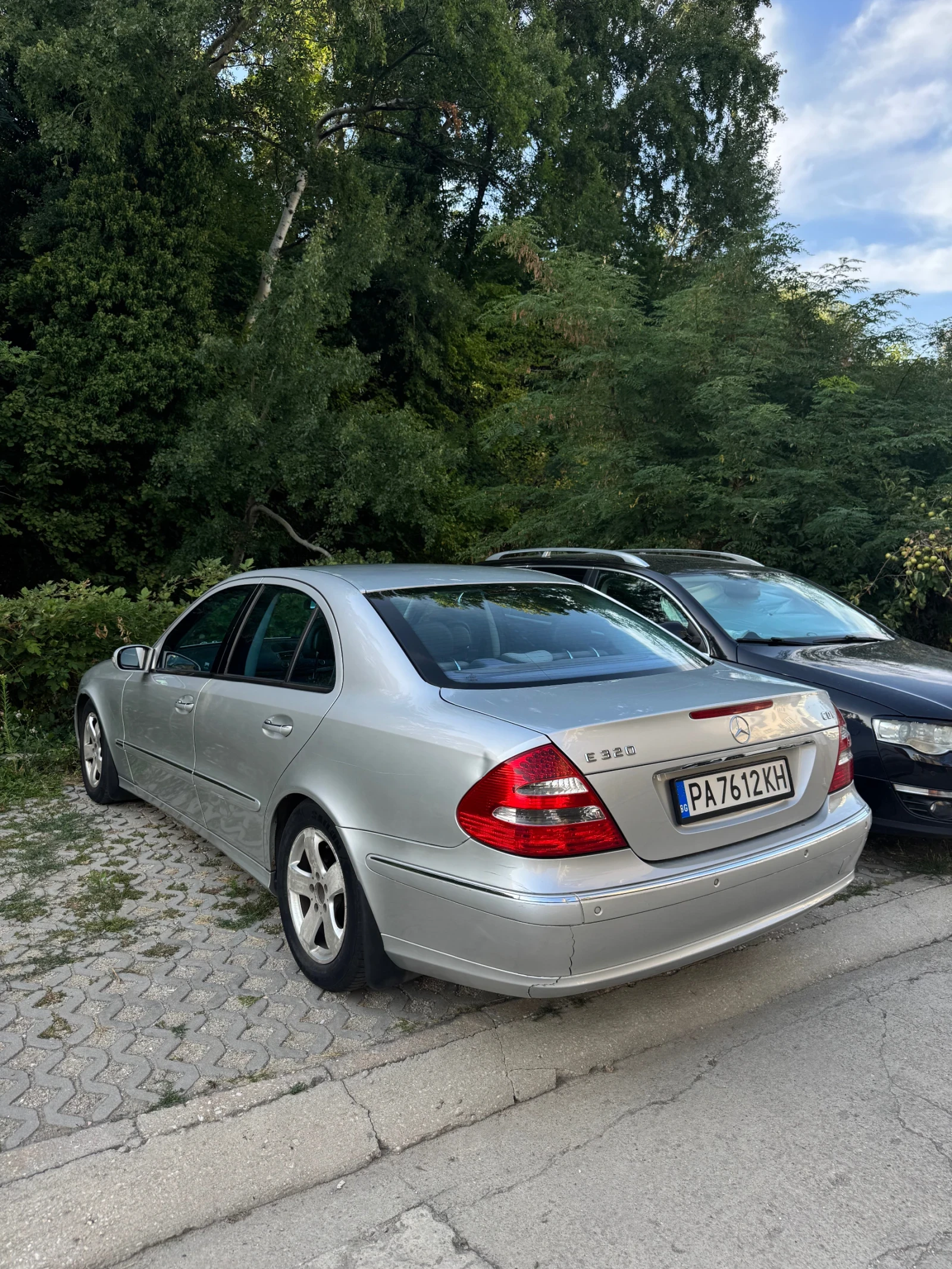 Mercedes-Benz E 320, снимка 3 - Автомобили и джипове - 56075703