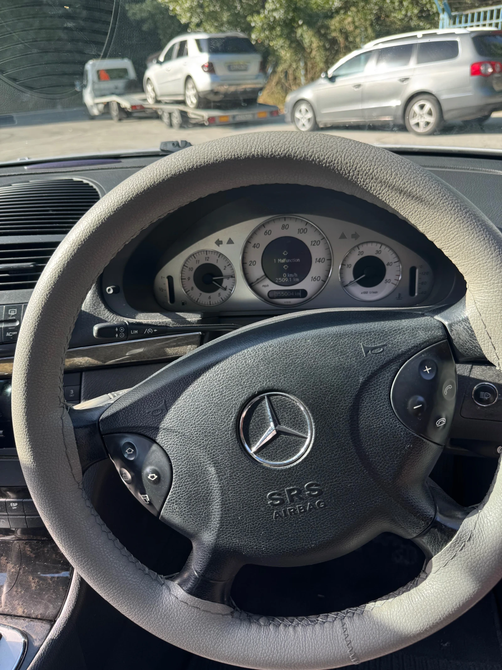 Mercedes-Benz E 320, снимка 12 - Автомобили и джипове - 56075703