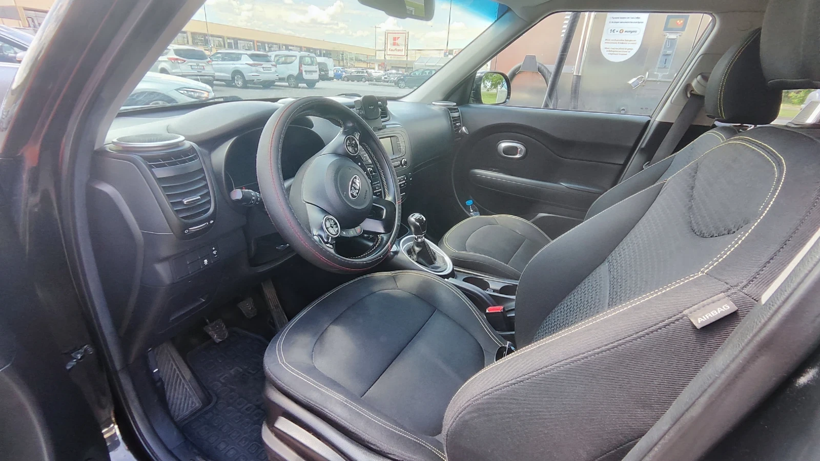 Kia Soul 1.6, снимка 3 - Автомобили и джипове - 56113962