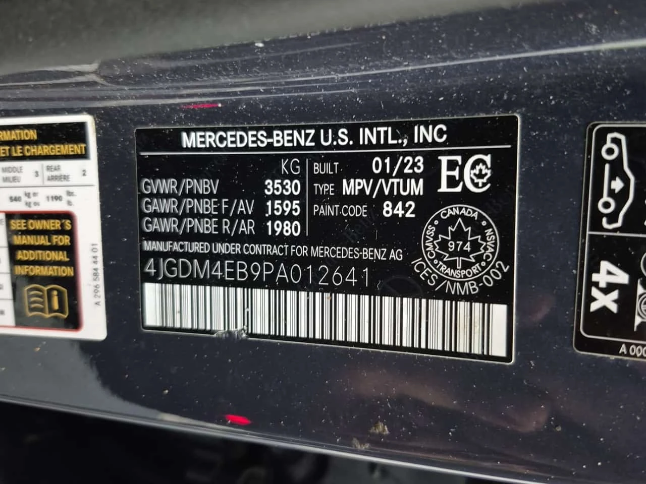 Mercedes-Benz EQS * 4matic Suv 580 * АВТОКРЕДИТ* , снимка 15 - Автомобили и джипове - 56281187