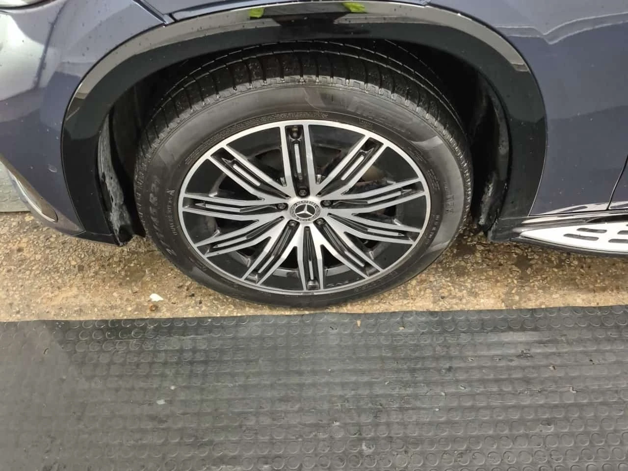 Mercedes-Benz EQS * 4matic Suv 580 * АВТОКРЕДИТ* , снимка 4 - Автомобили и джипове - 56281187